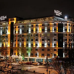 New Park Hotell